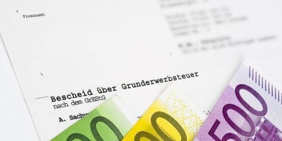 Grunderwerbsteuer berechnen (© Bernd_Leitner / Fotolia)